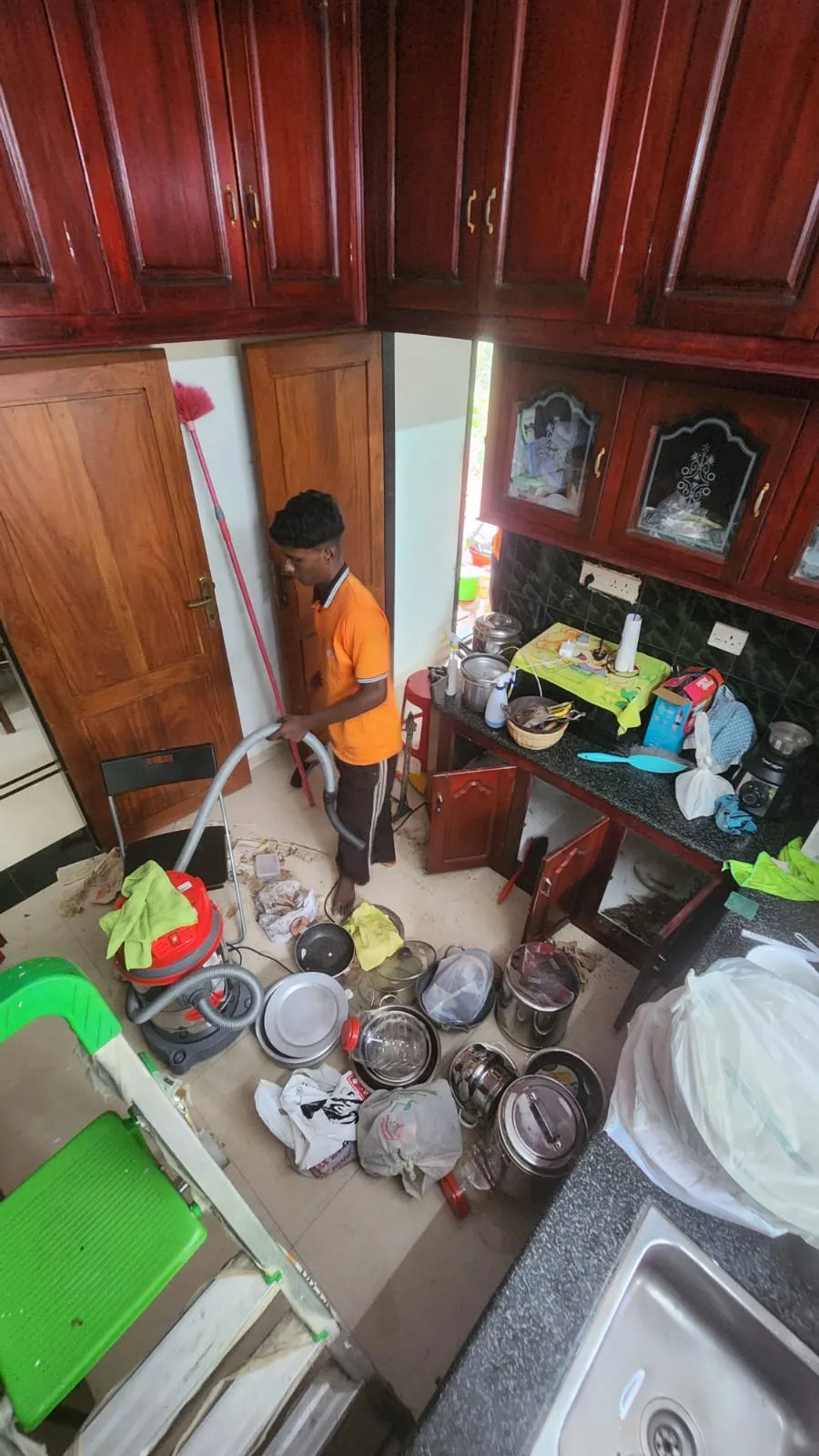 Phoenix deep cleaning service in Alappuzha
